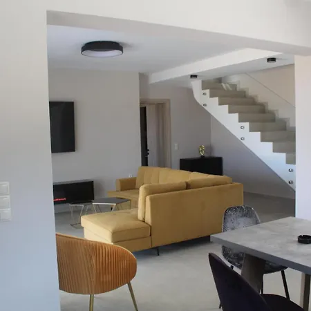 Βίλα White Three Bedroom *