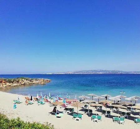 White Three Bedroom * Μηνιά