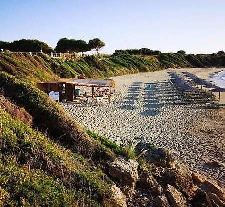 White Three Bedroom * Μηνιά