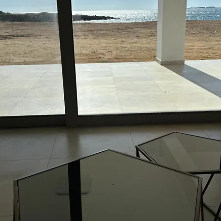 Villa White Three Bedroom