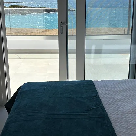 Villa White Three Bedroom