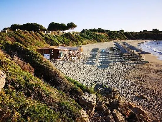 White Three Bedroom * Μηνιά