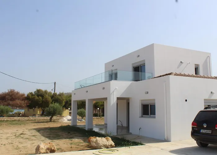 White Three Bedroom Villa *